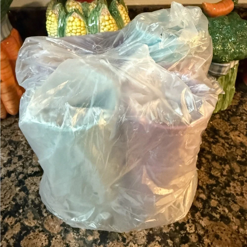 New VTG 🩵💜🩵Tupperware 10pc’s Purple and Teal Tupperware  pitcher set - Picture 5 of 5